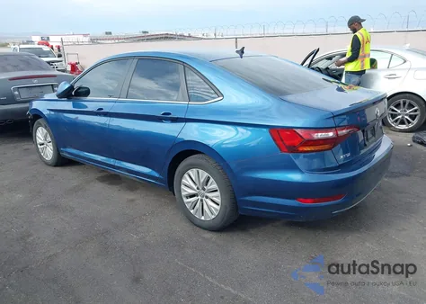 2019 Volkswagen Jetta 1.4T R-Line/1.4T S/1.4T Se z USA, uszkodzony, nr VIN 3VWC57BU3KM124266